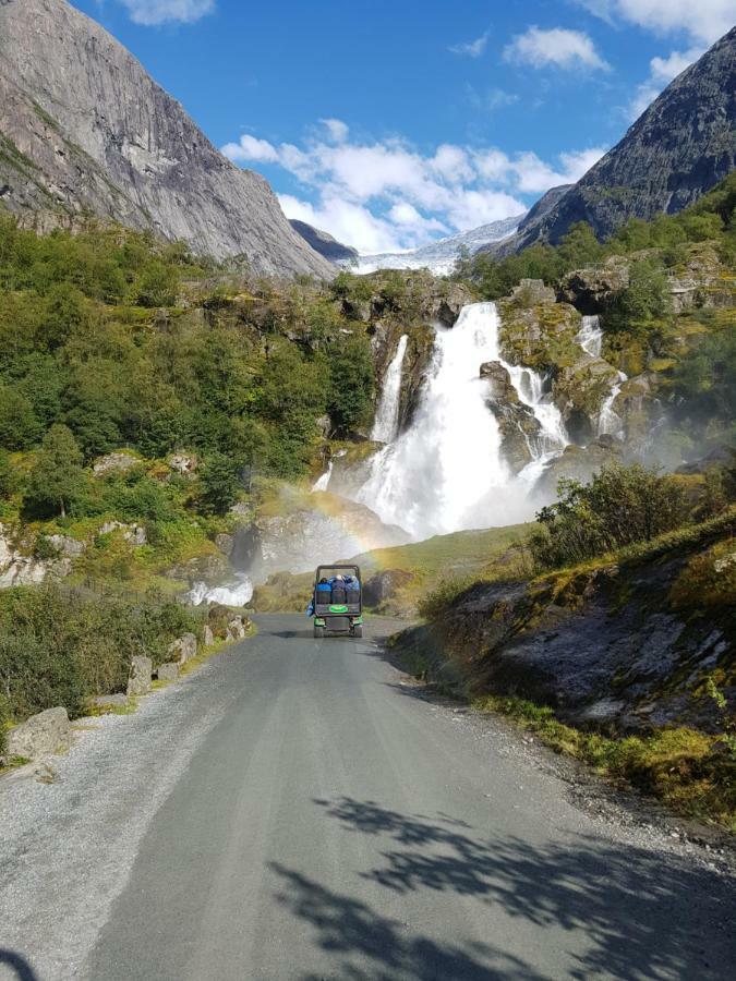 Glacier And Waterfall View Briksdalsbre Exterior foto